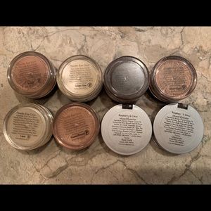 Araza beauty eyeshadow bundle set